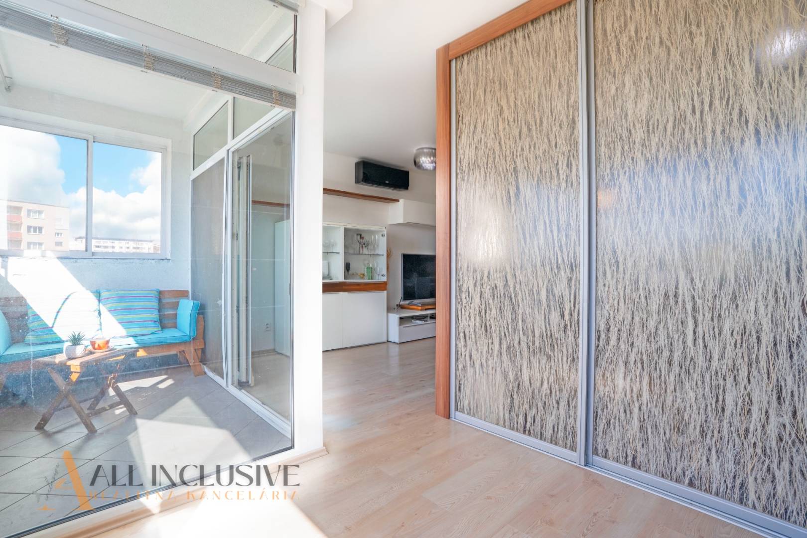 External property image