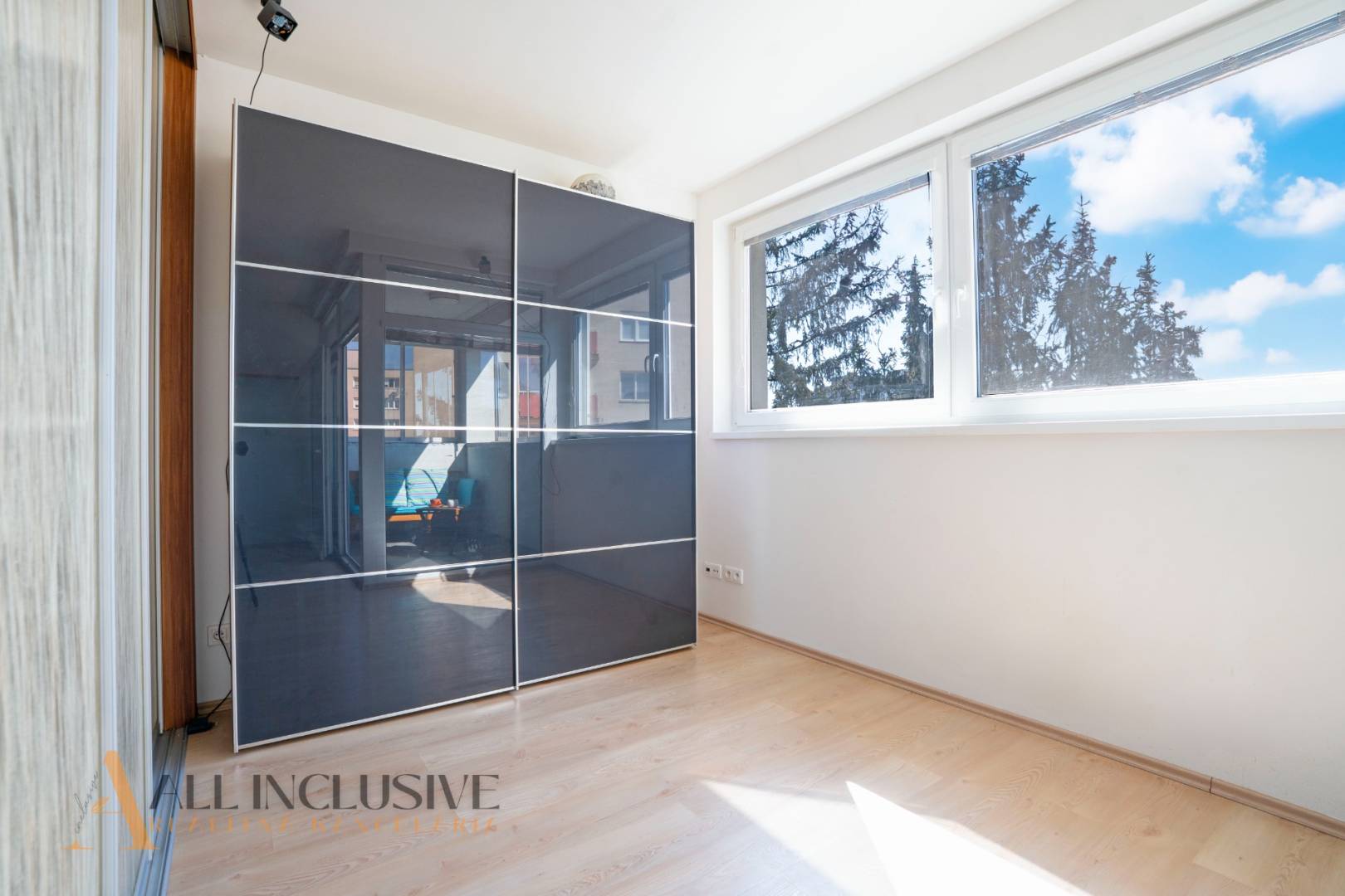 External property image