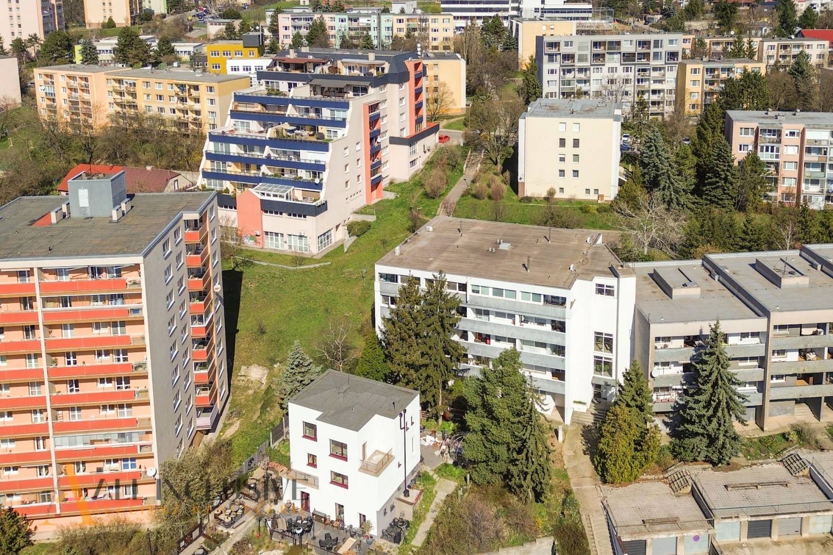 External property image