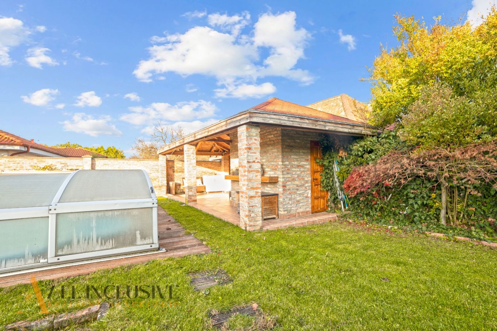 External property image