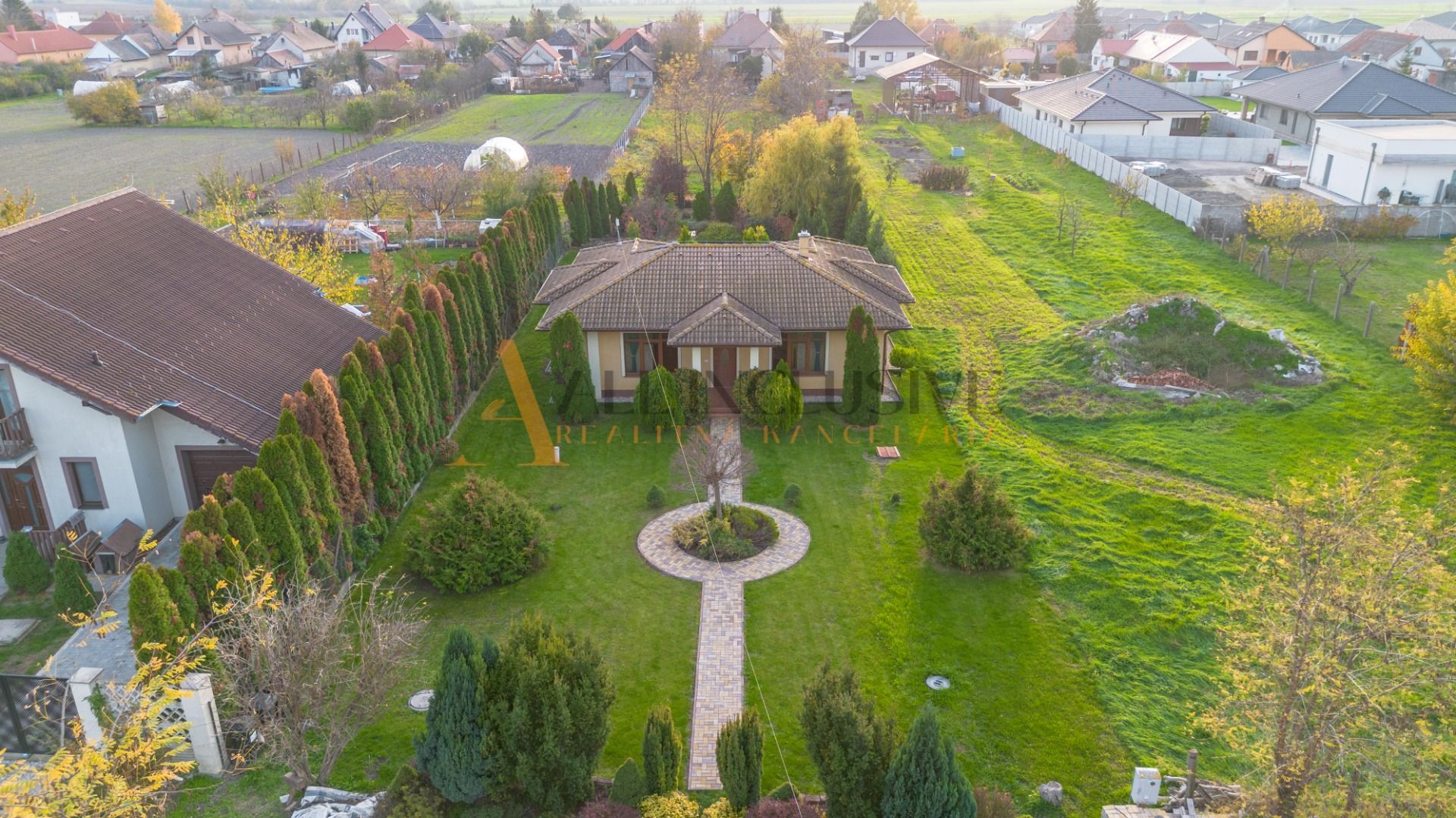 External property image