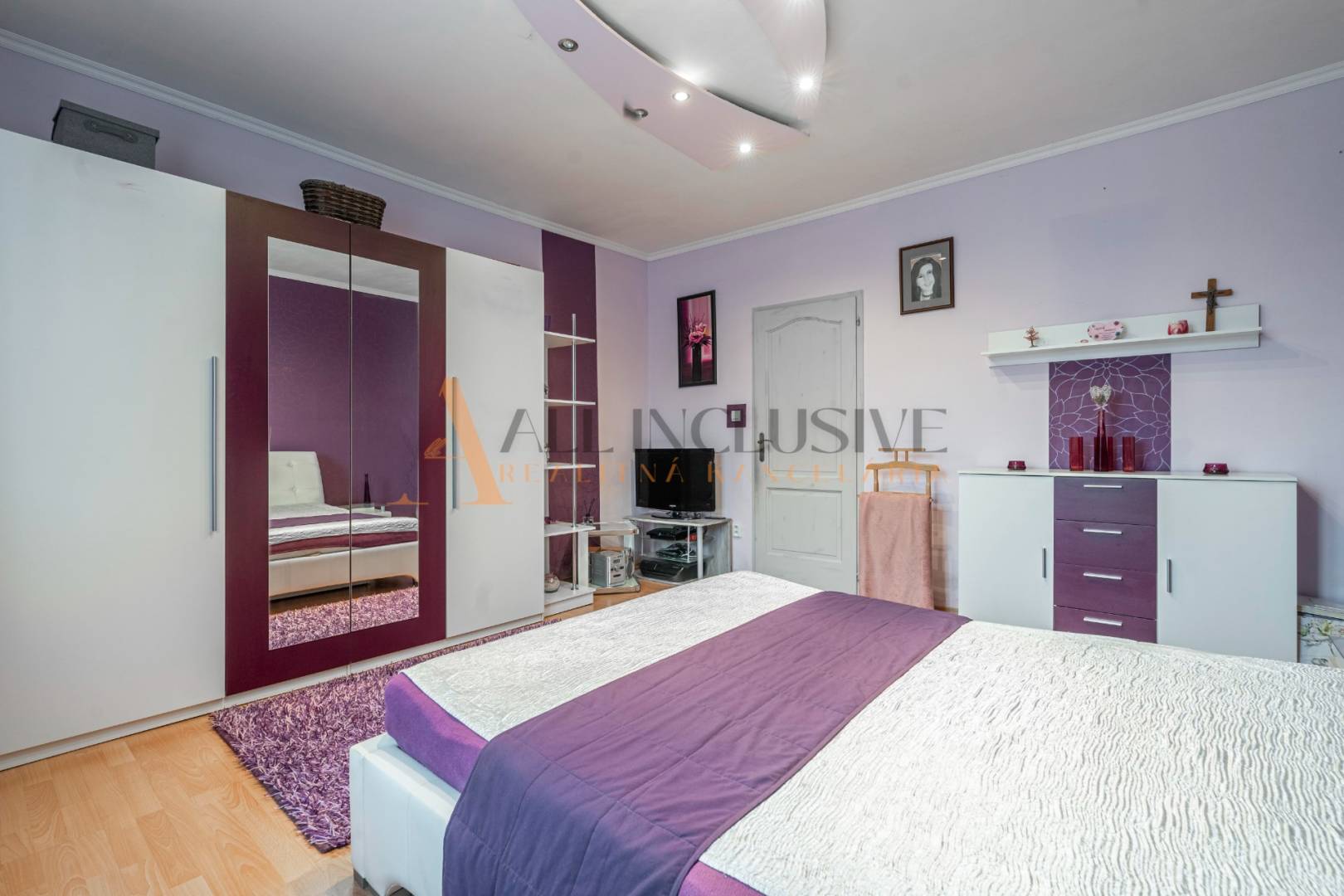 External property image