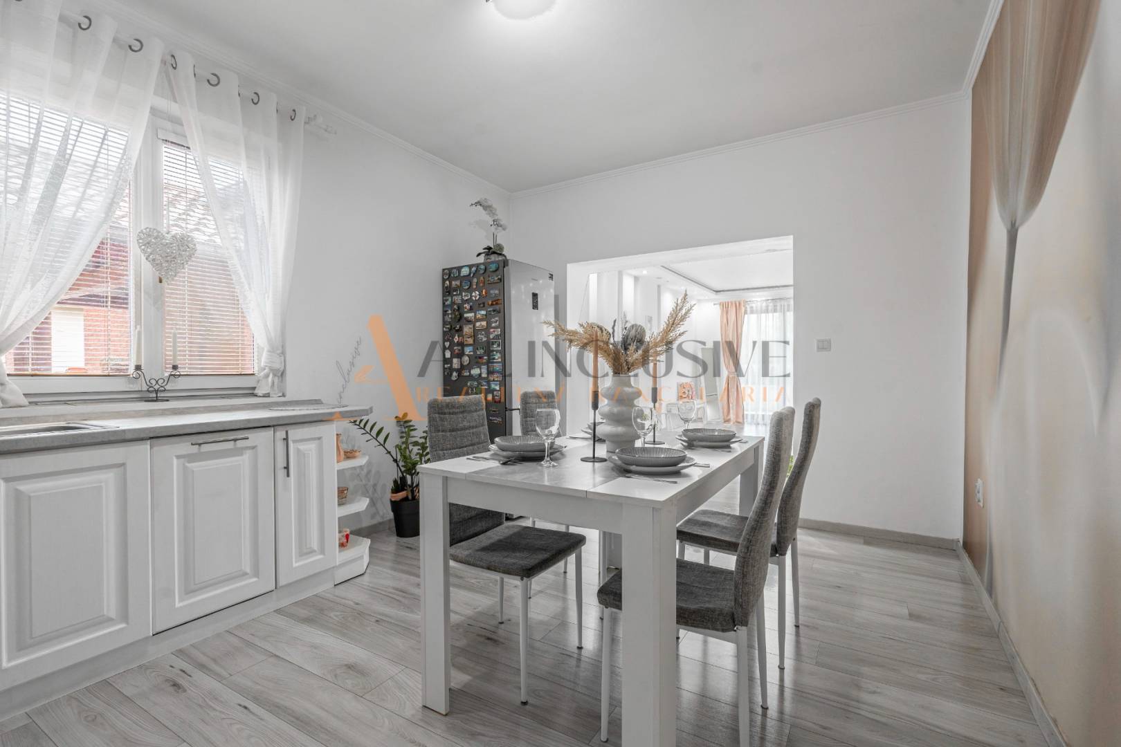 External property image