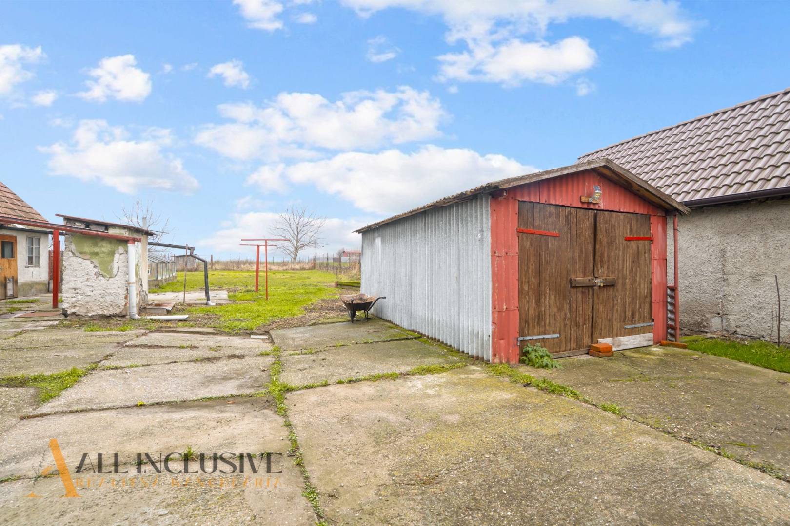 External property image