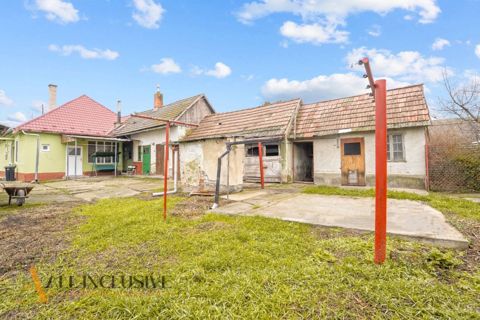 External property image