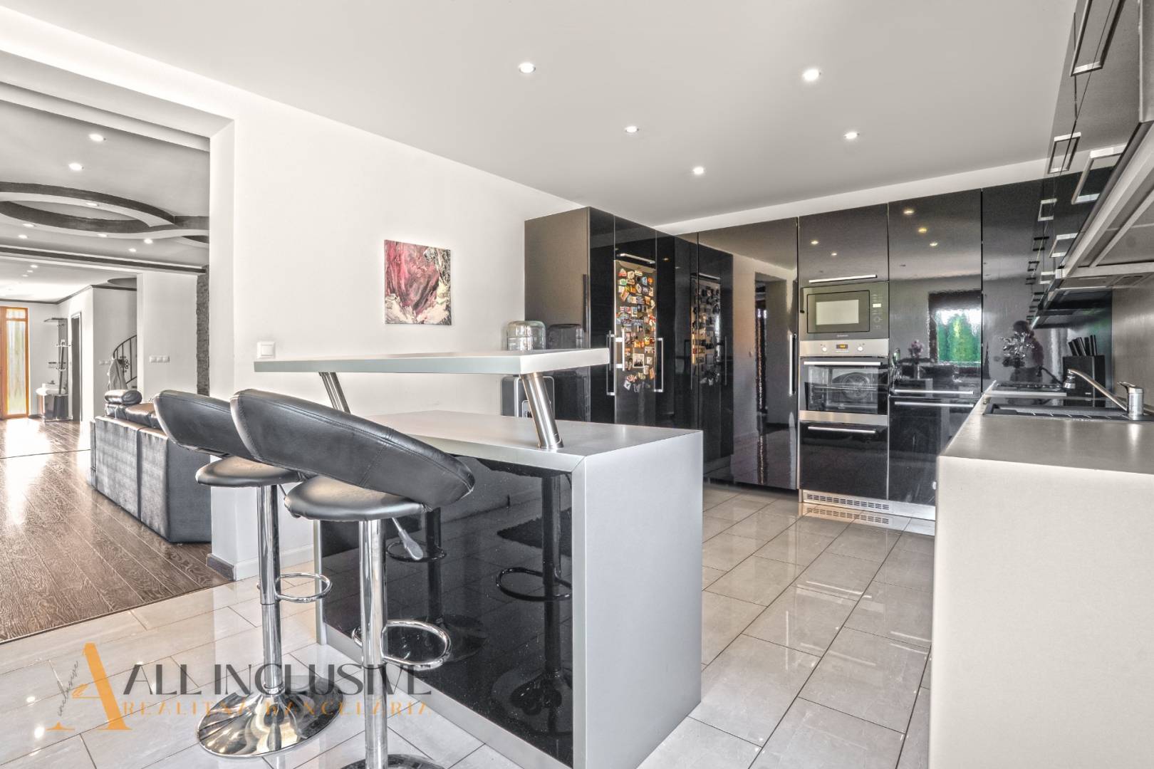 External property image