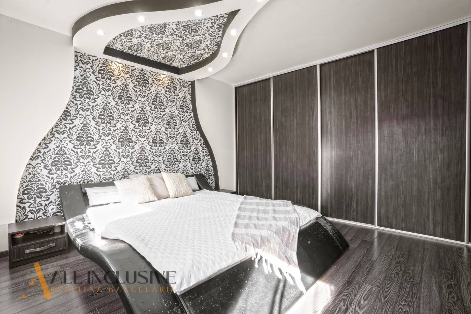 External property image