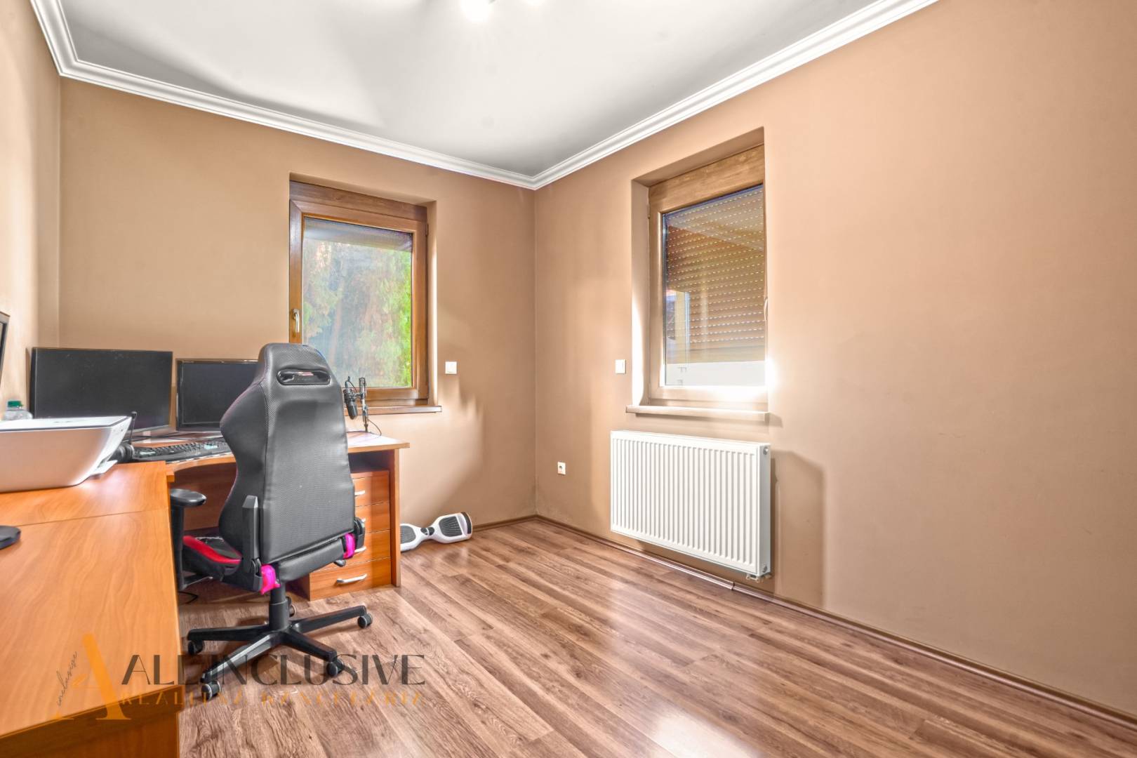 External property image