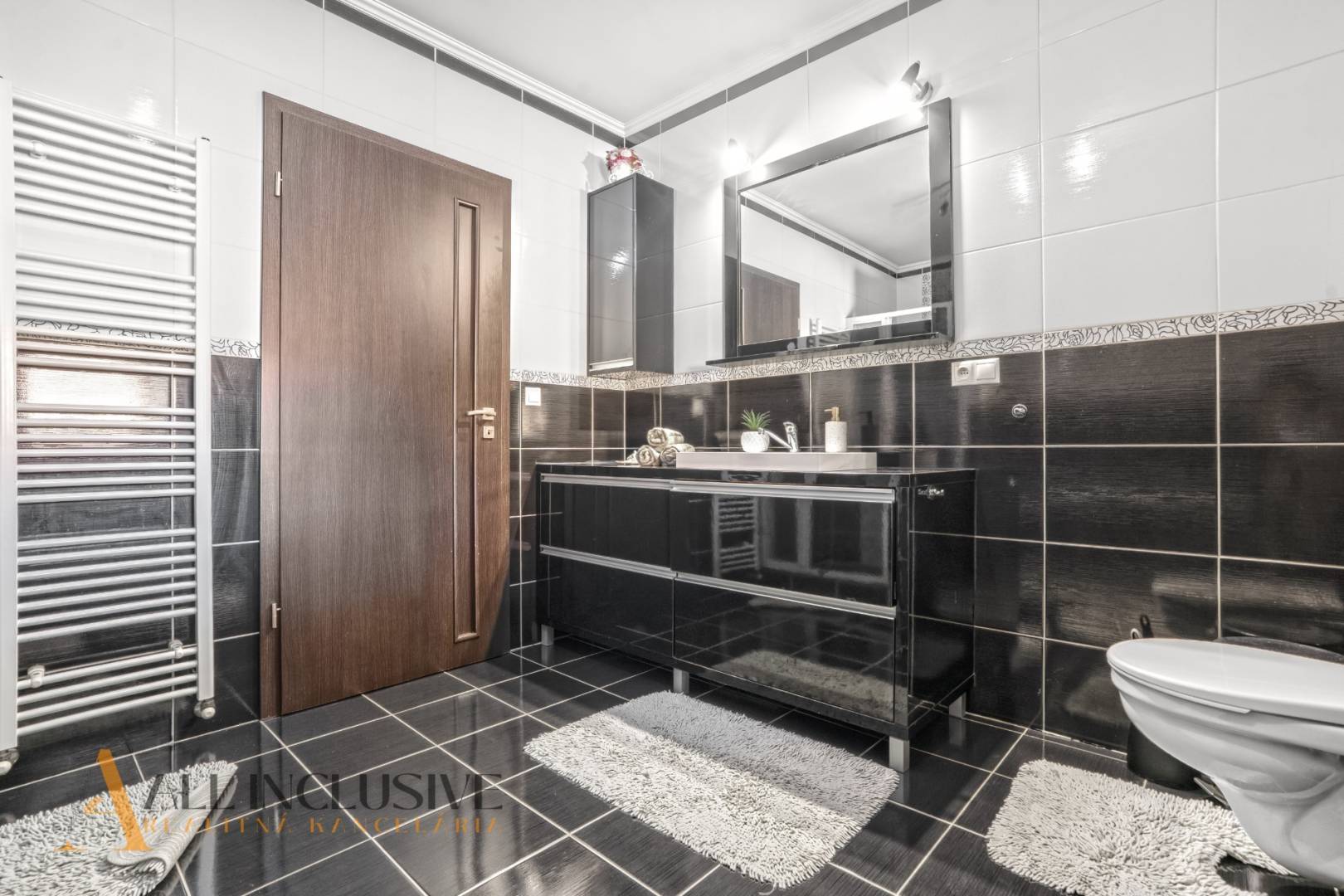 External property image