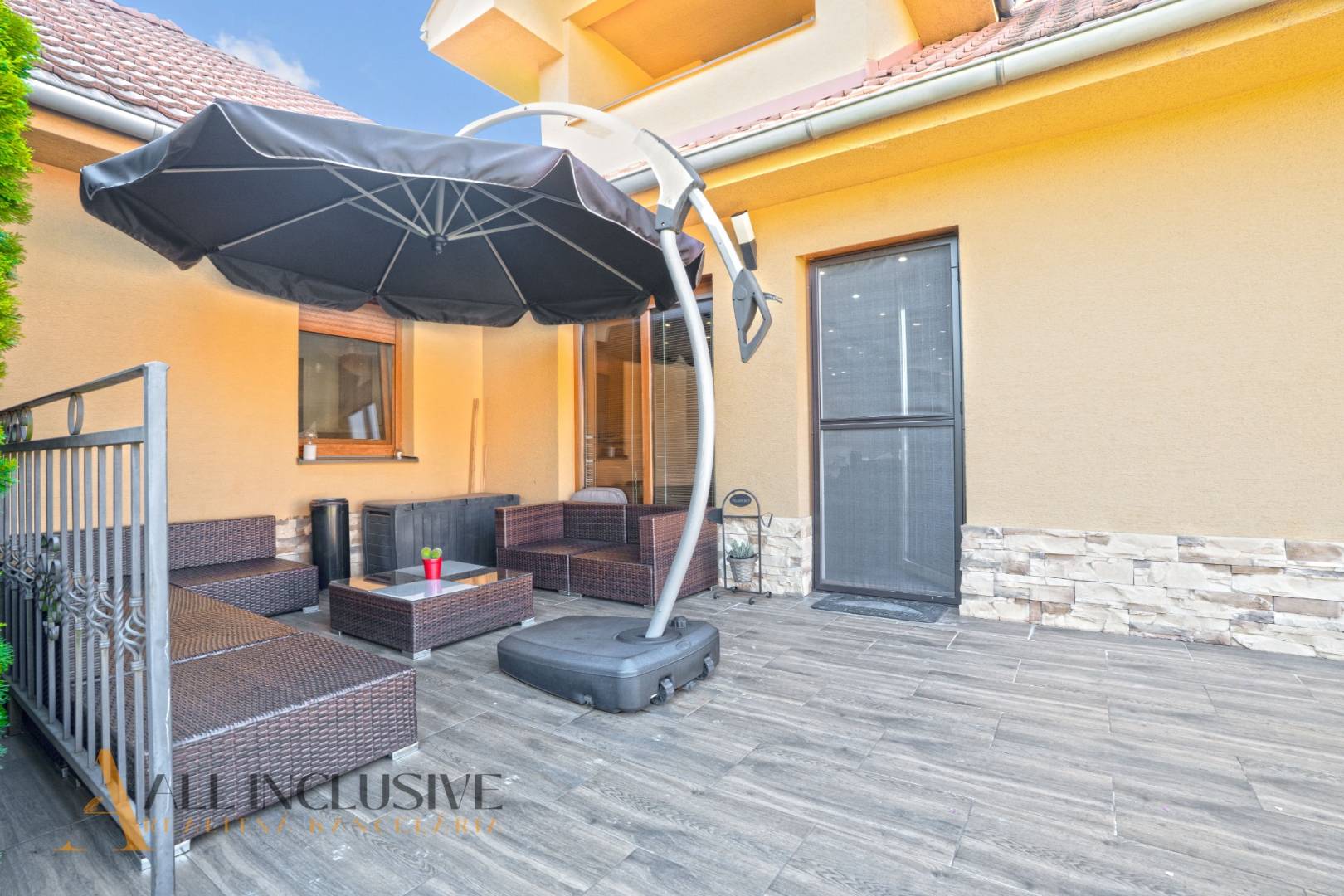 External property image