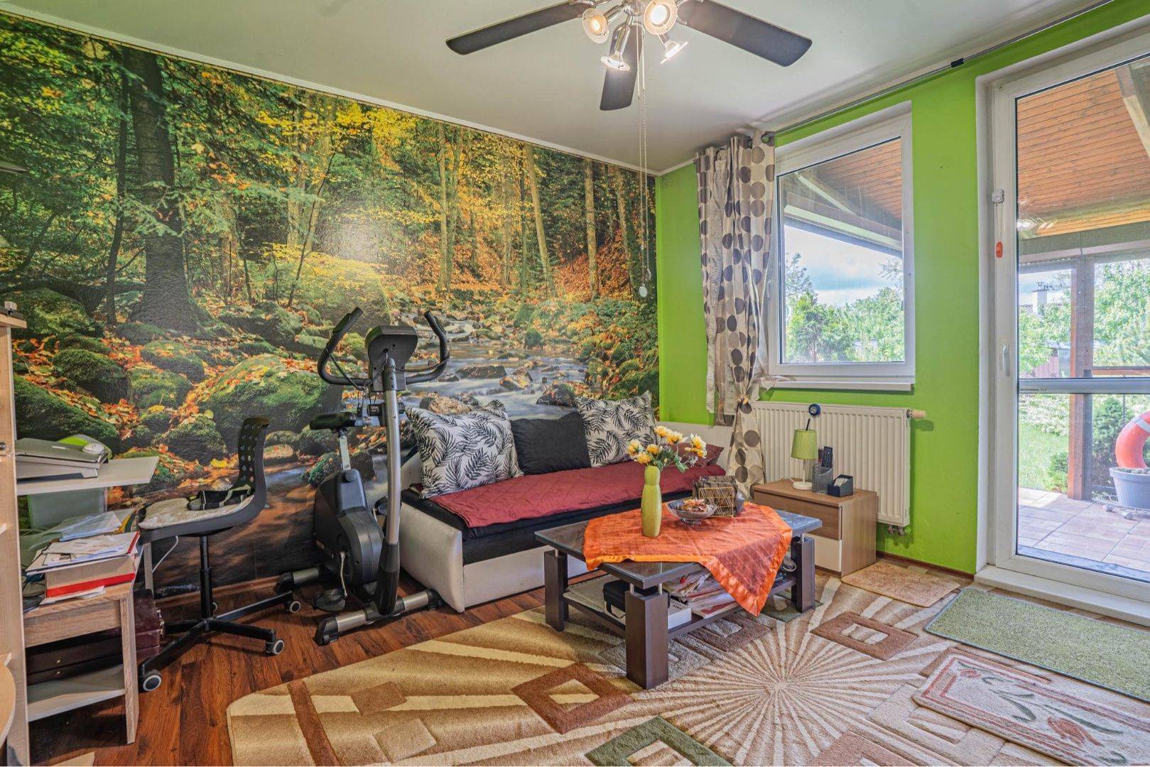 External property image