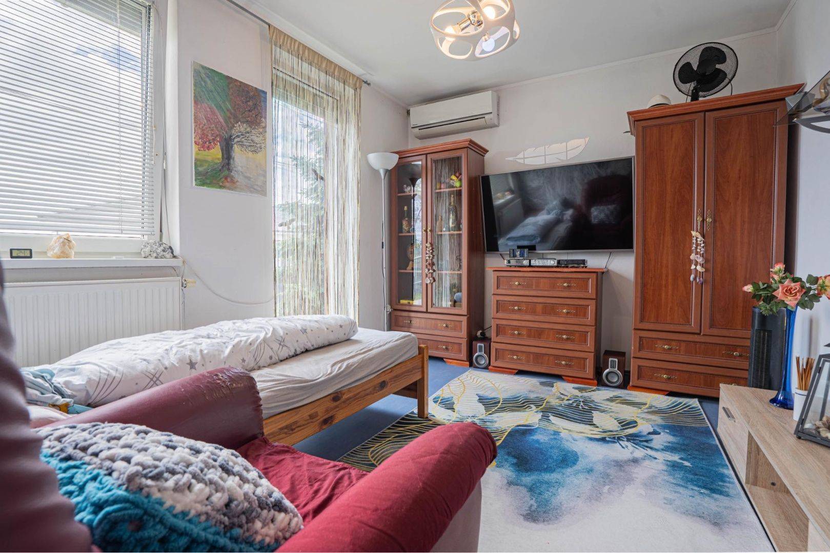 External property image