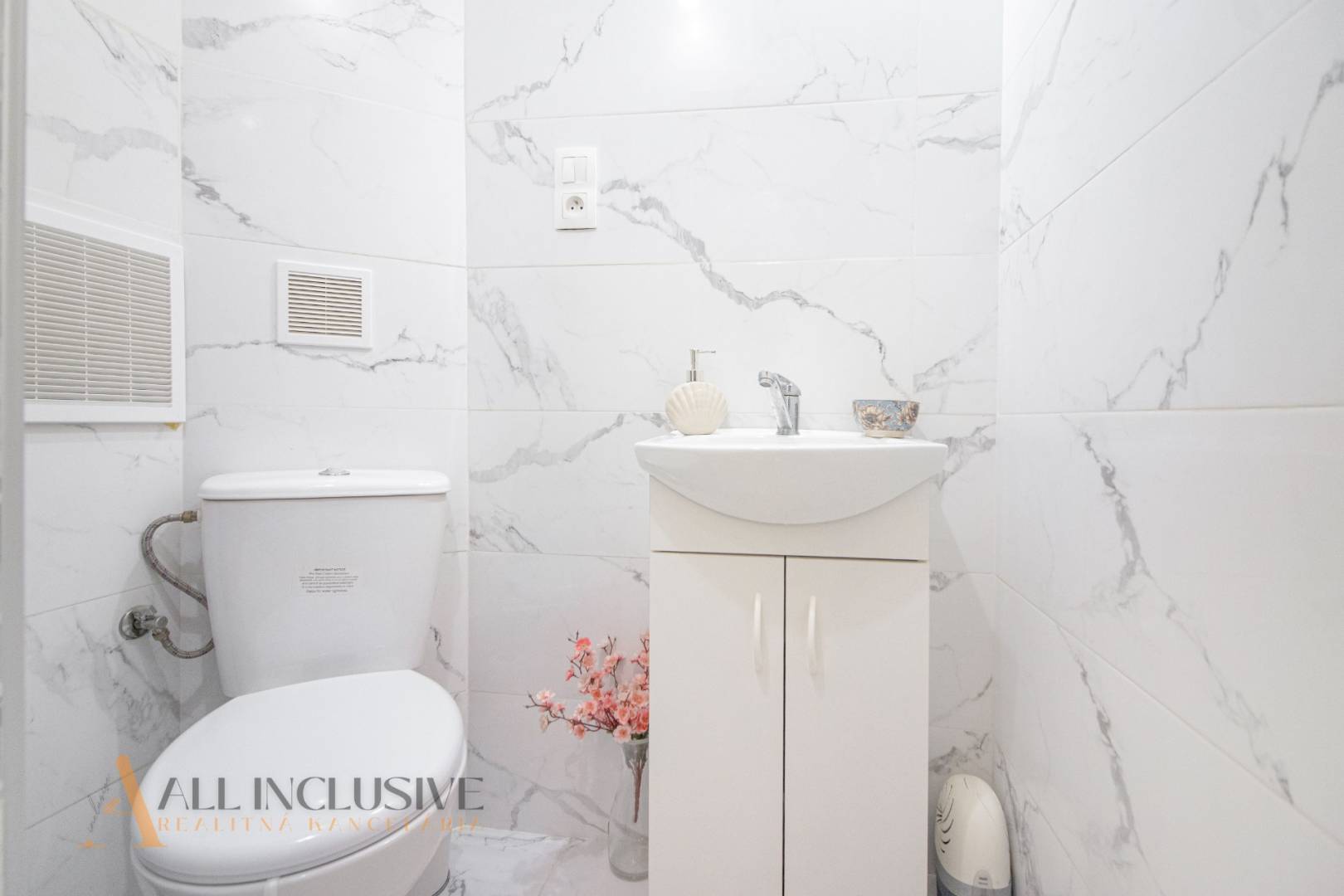 External property image