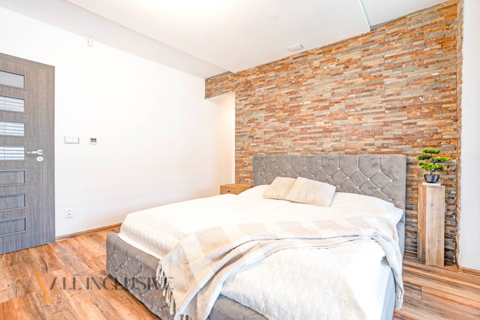 External property image