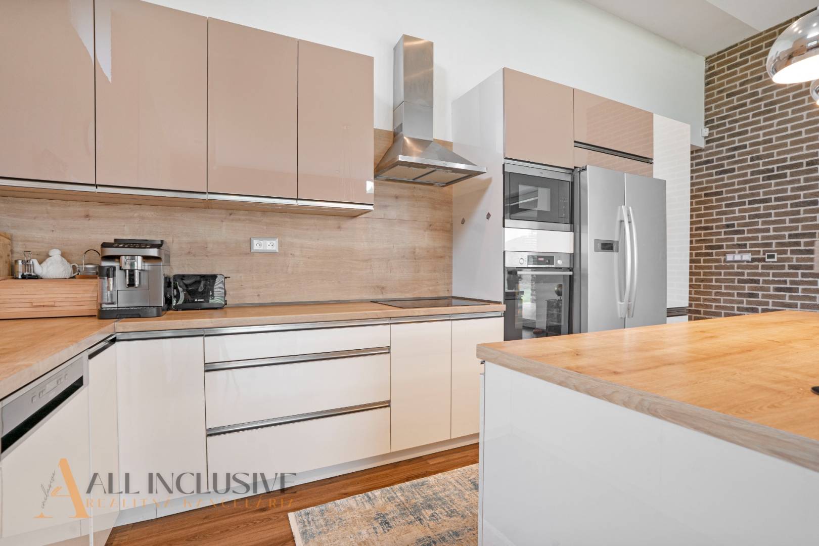 External property image