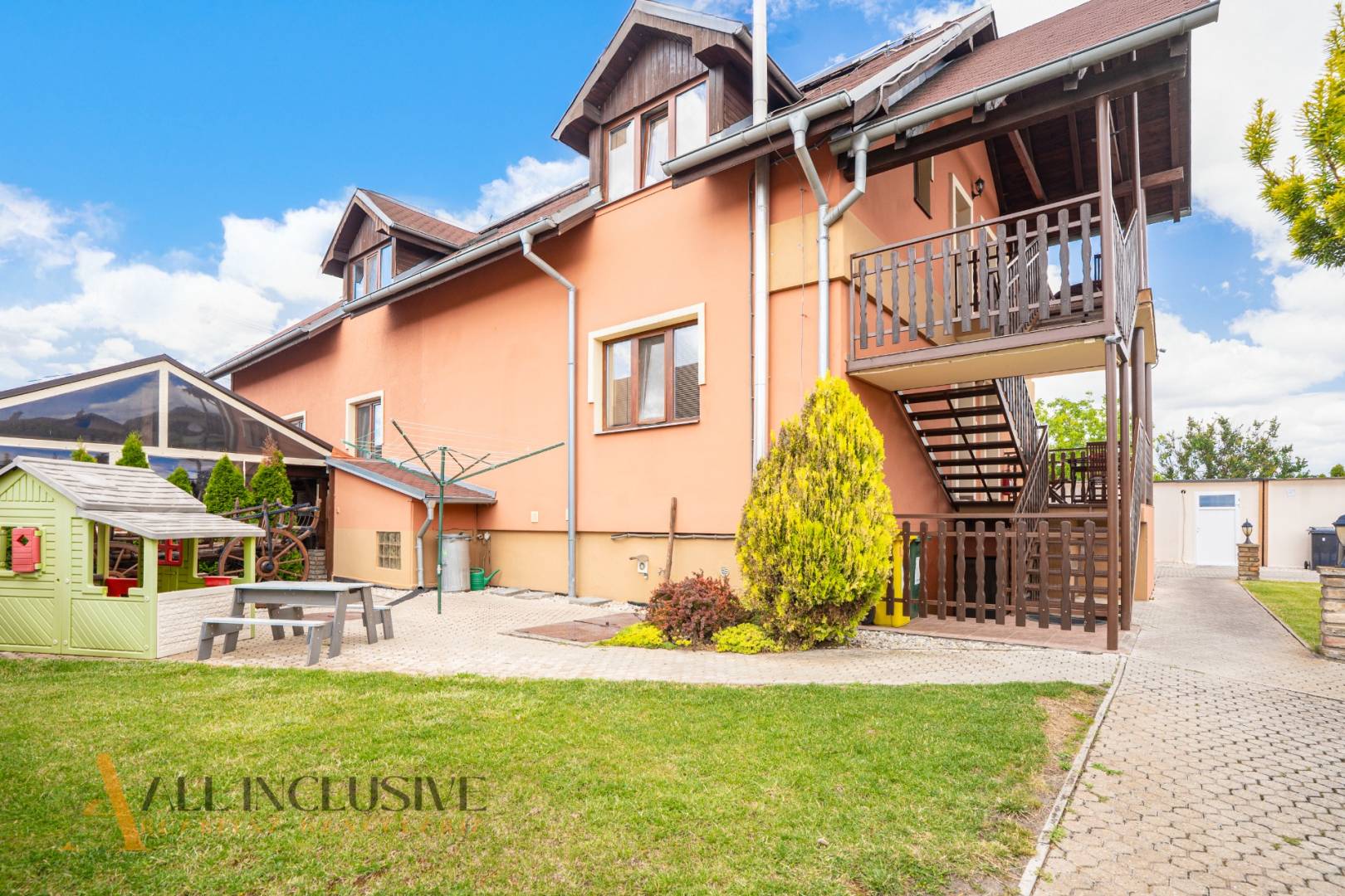 External property image