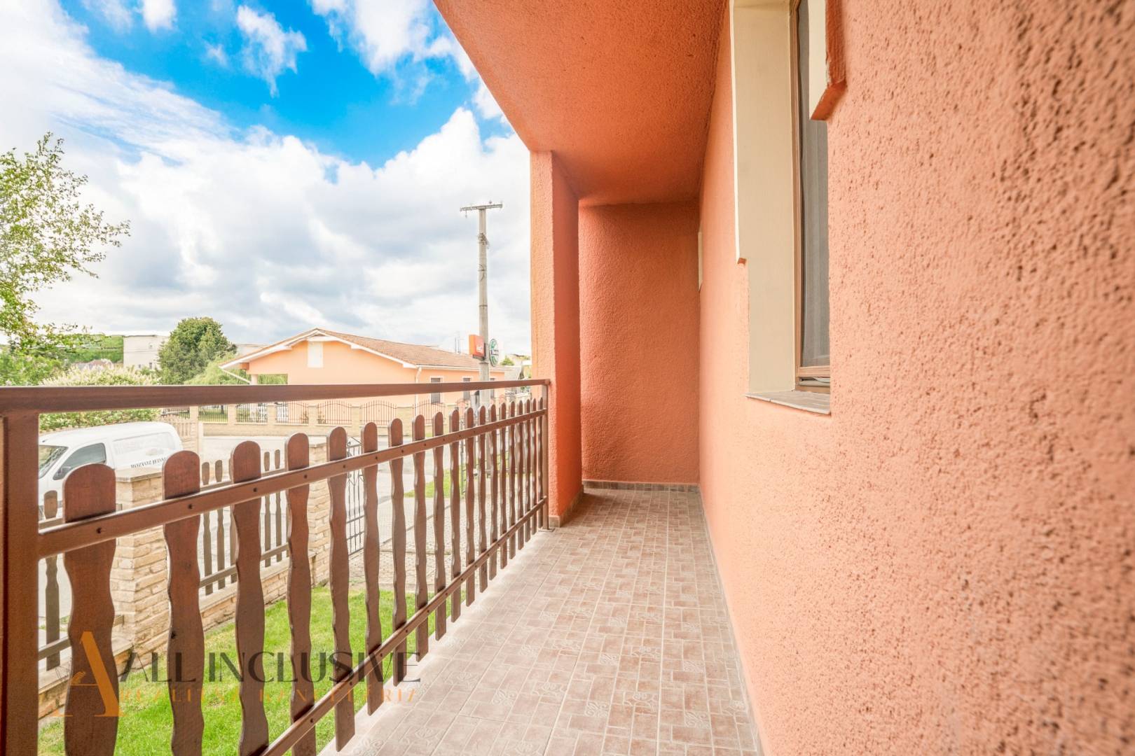 External property image