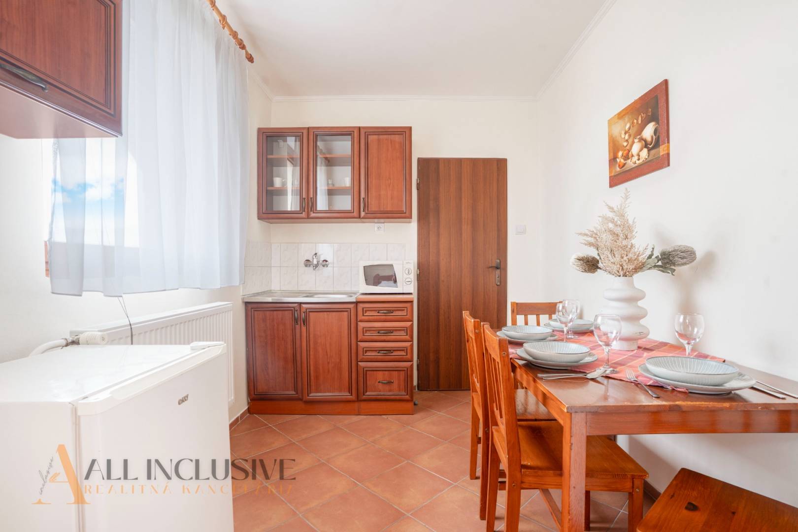 External property image