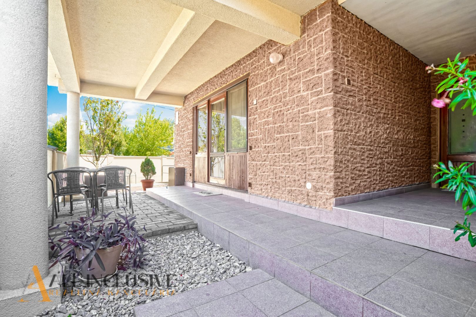 External property image