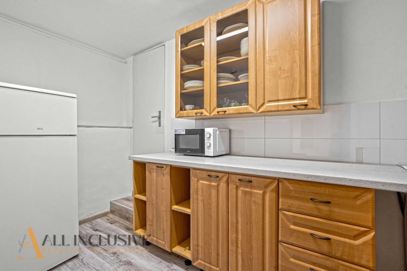 External property image