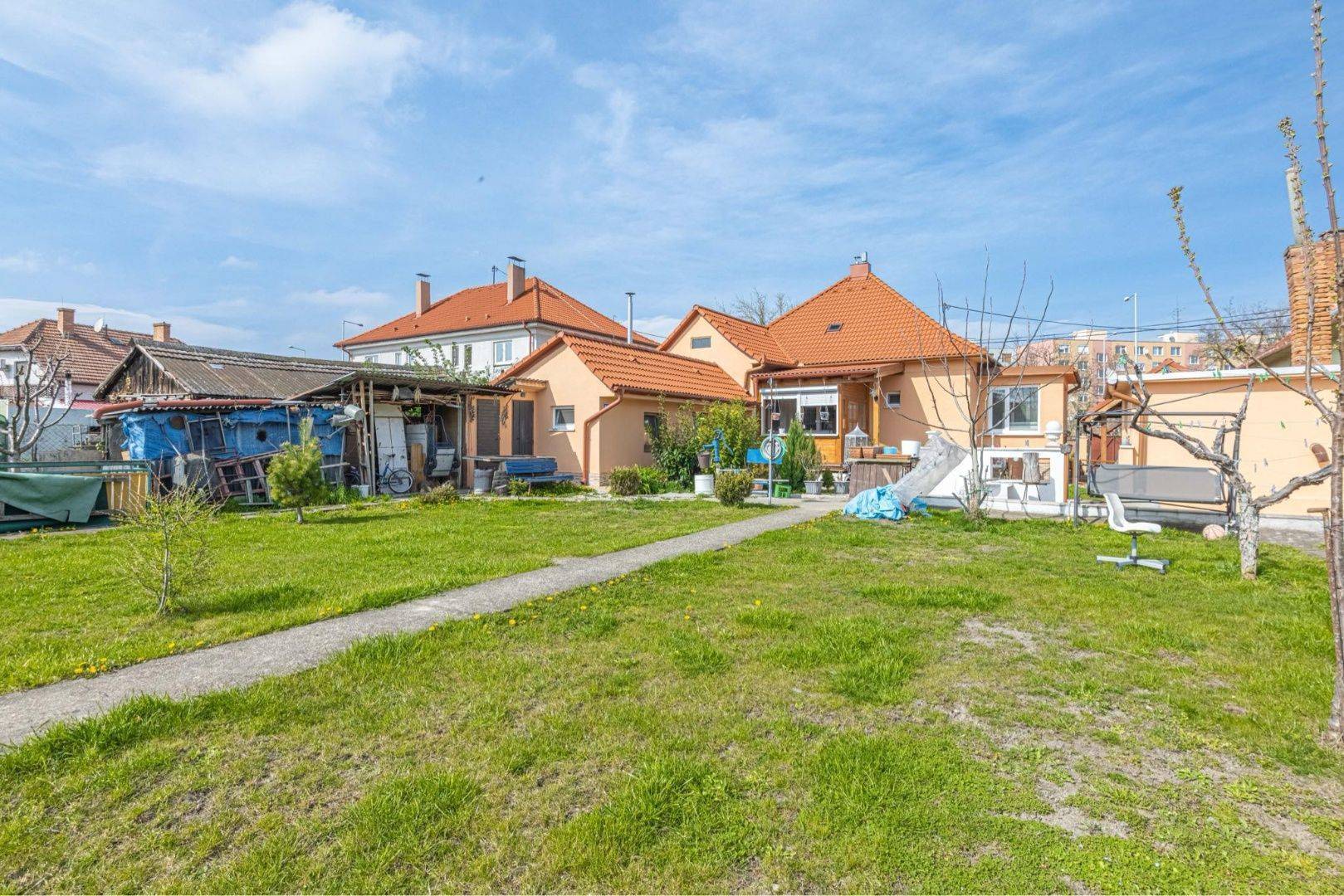 External property image