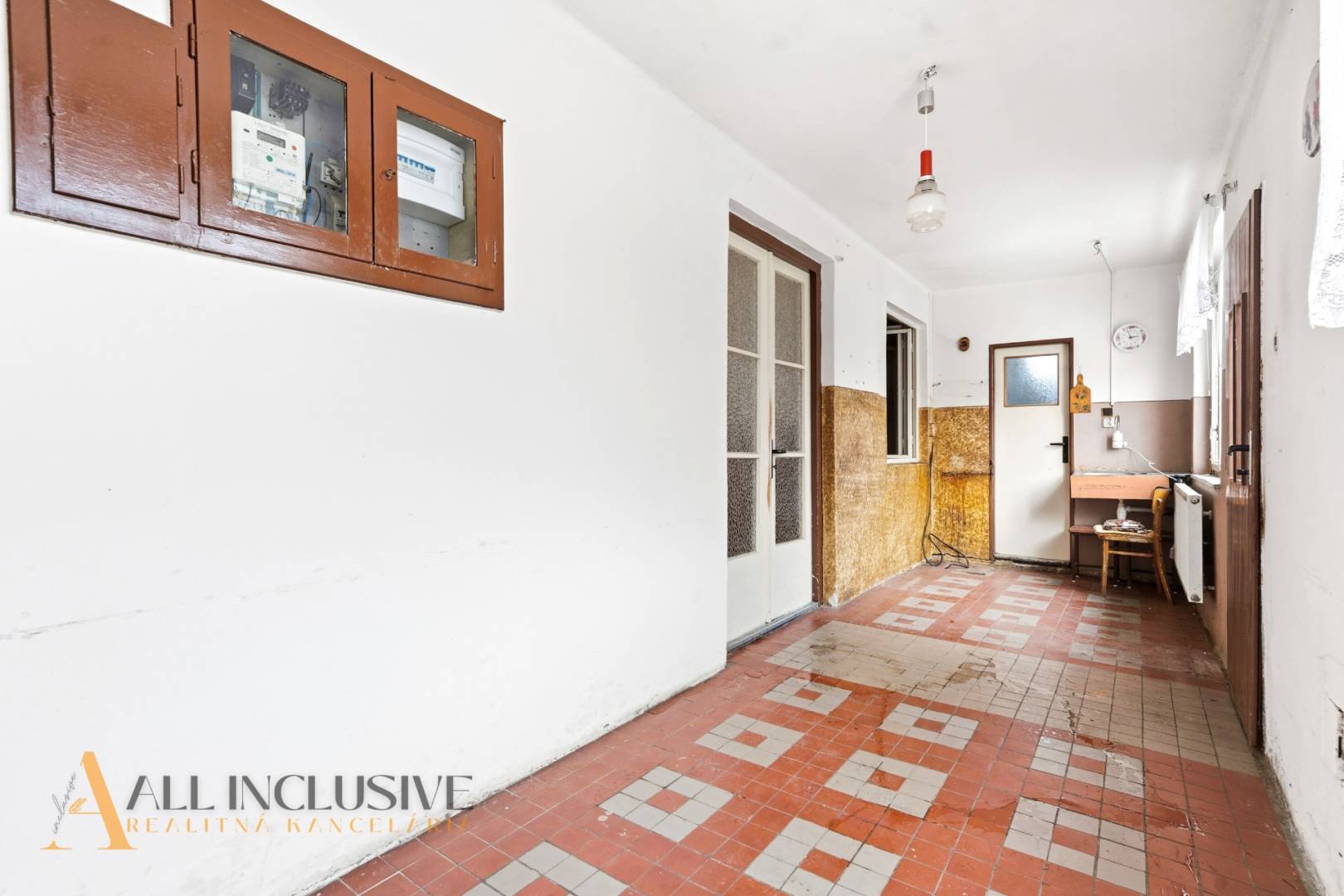 External property image