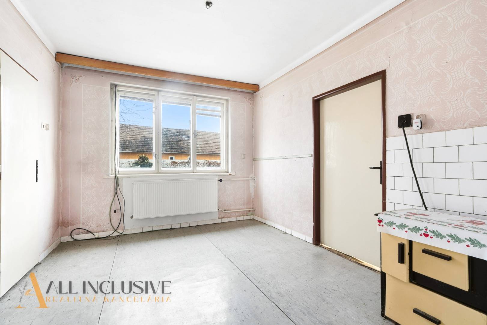 External property image