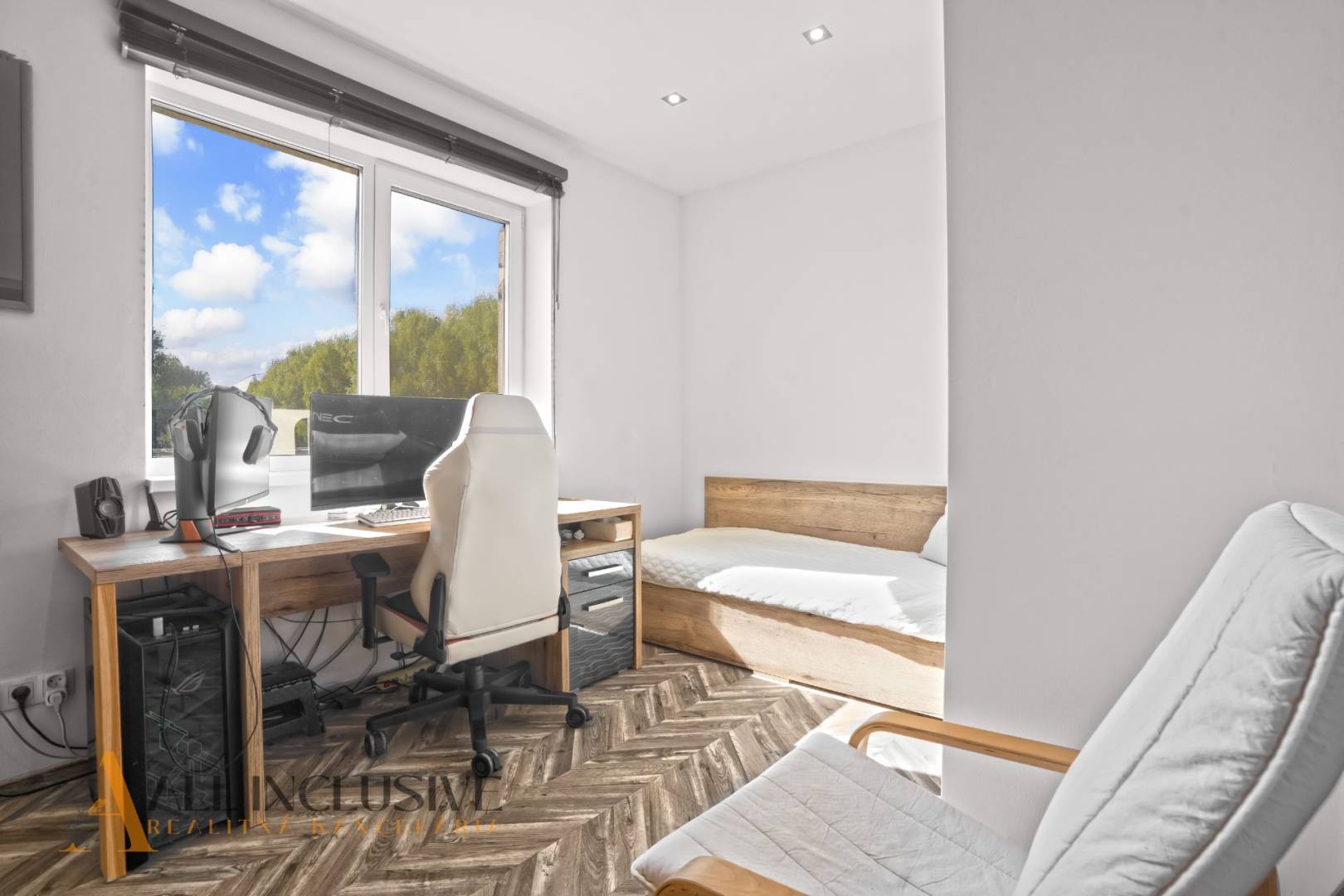 External property image