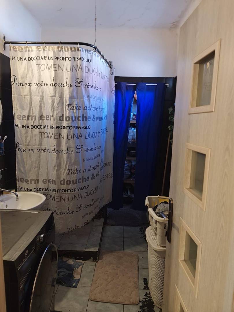 External property image