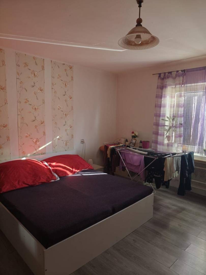 External property image