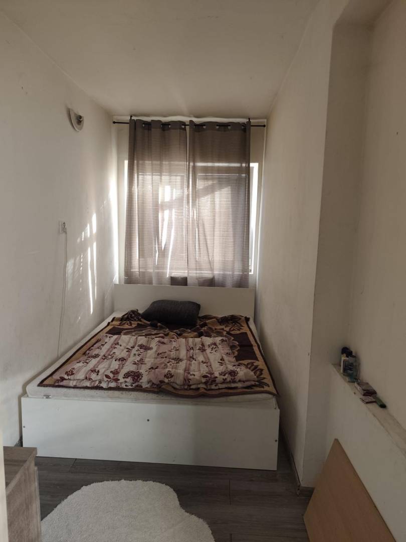 External property image