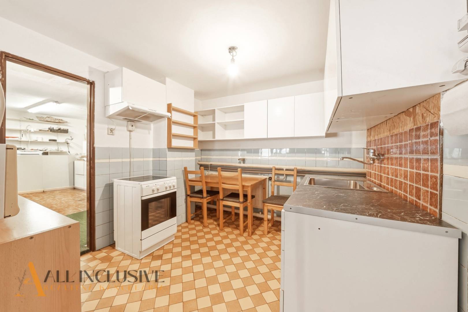 External property image