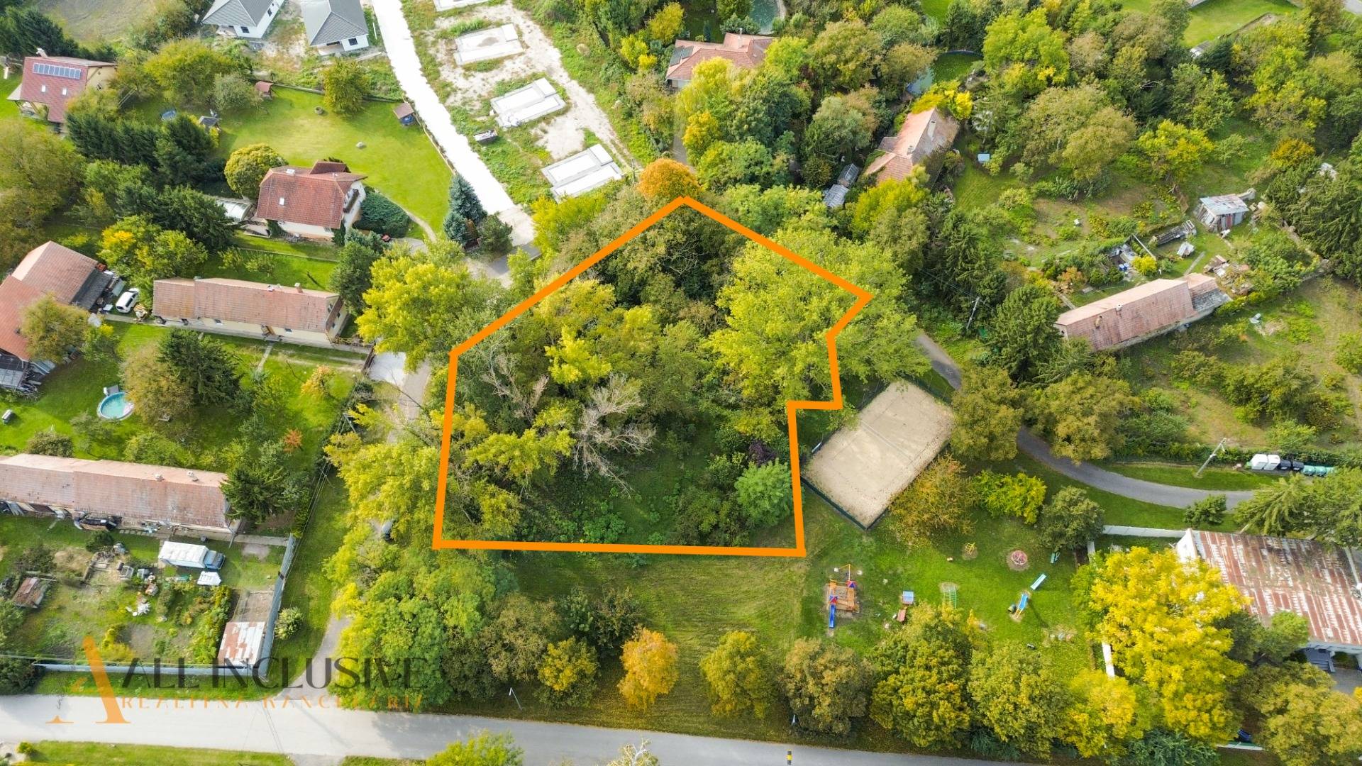 External property image