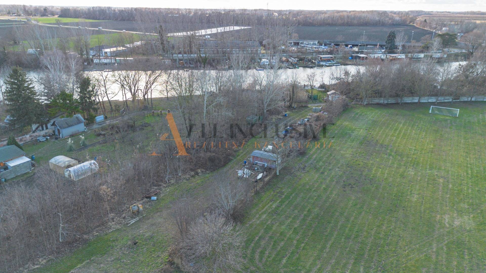 External property image