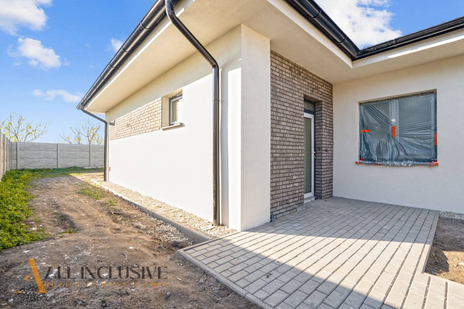 External property image