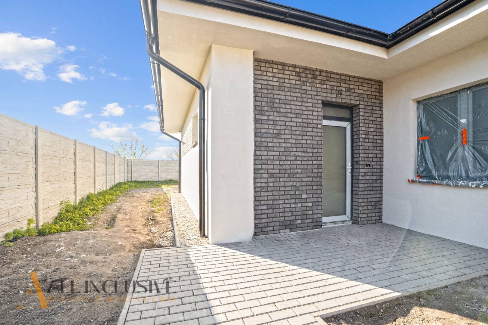 External property image