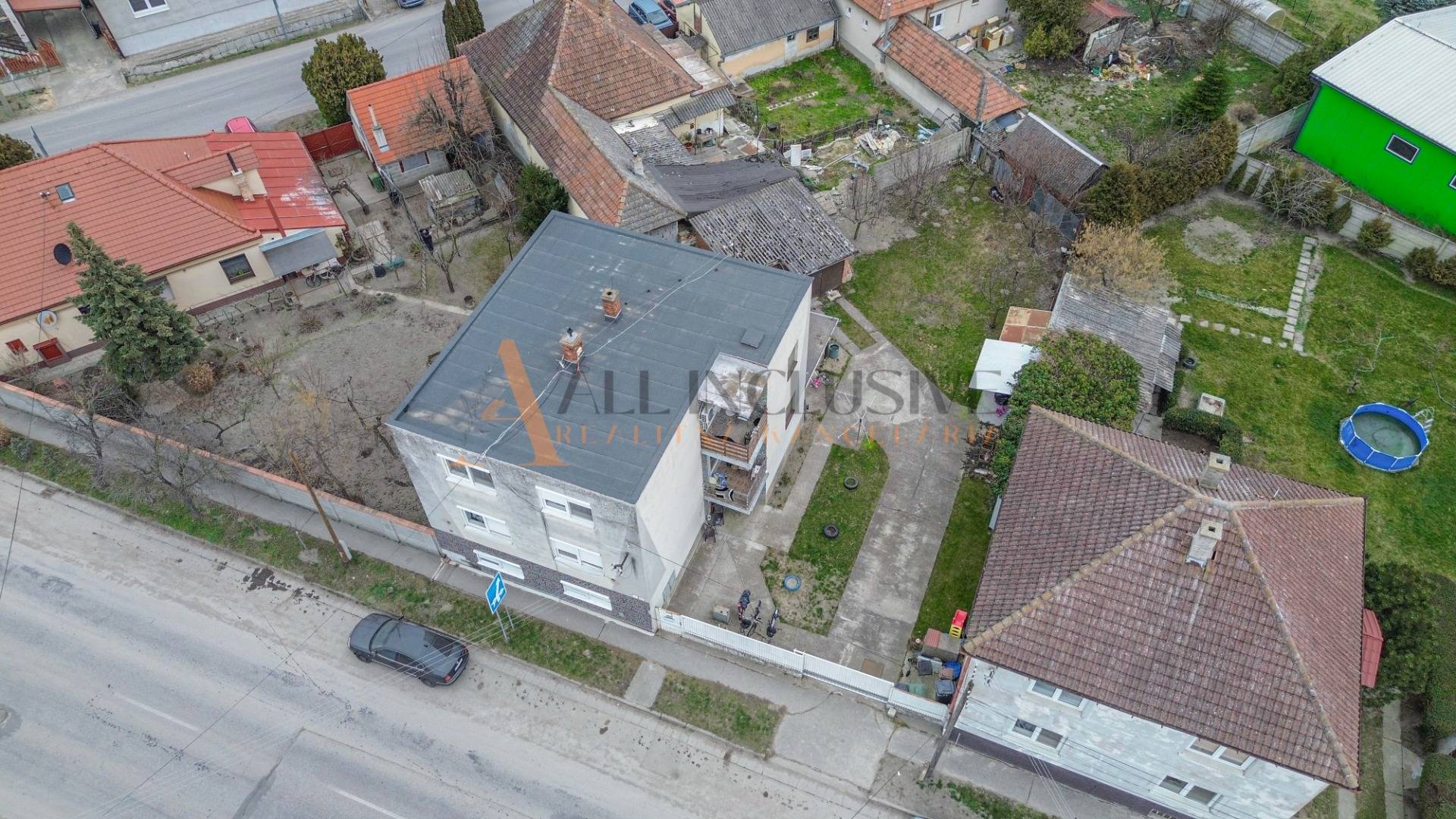 External property image