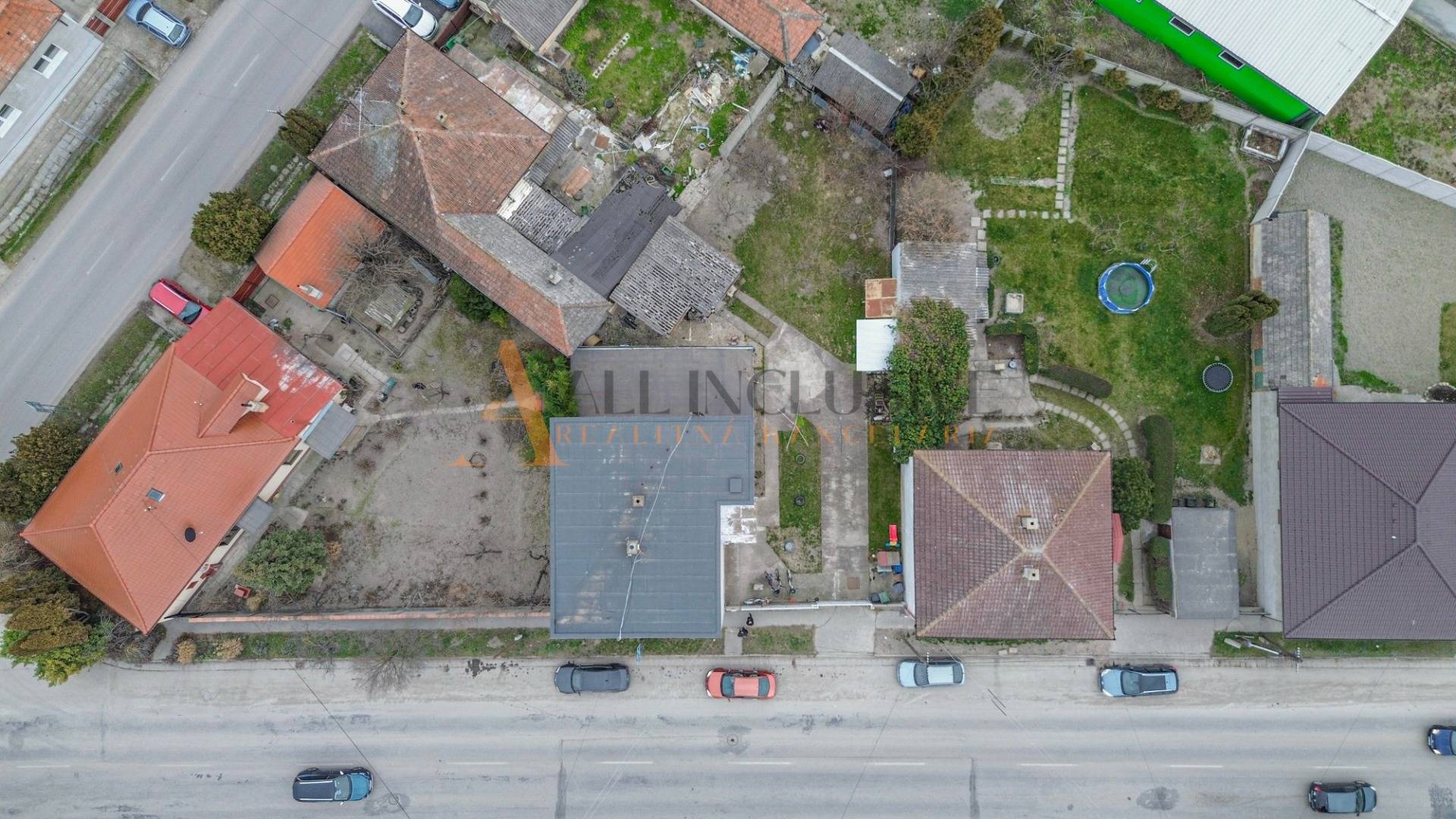 External property image