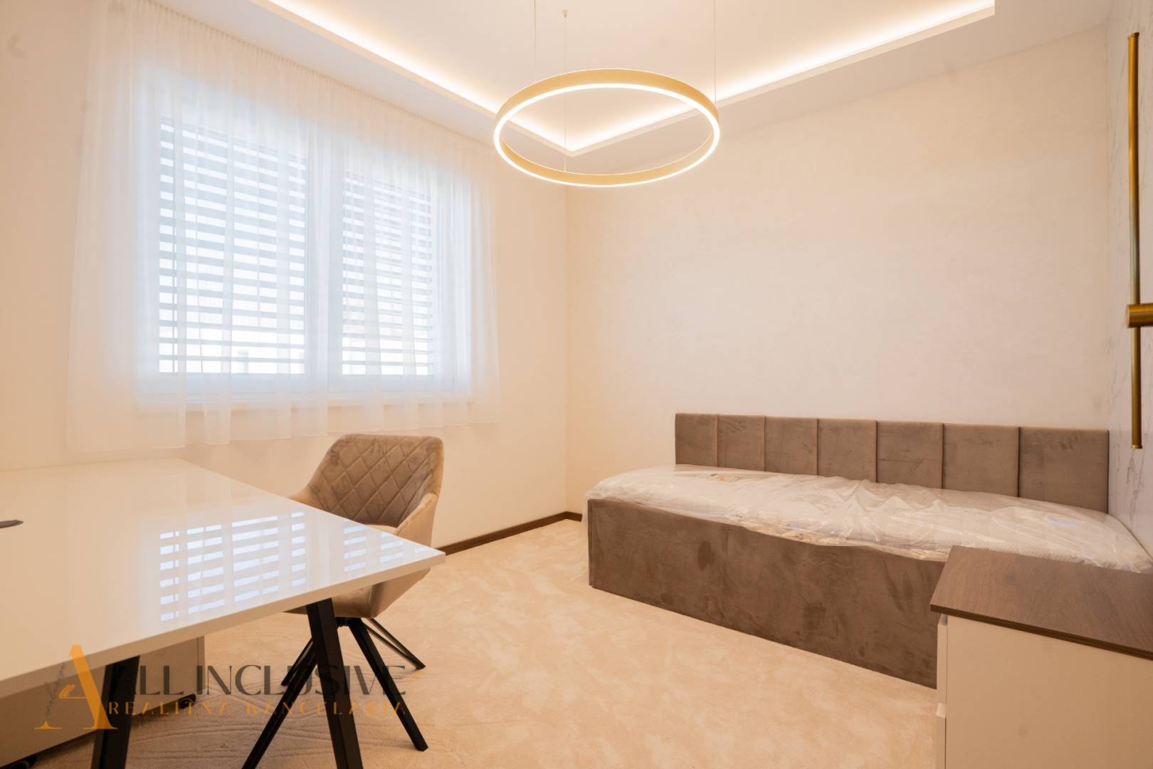 External property image