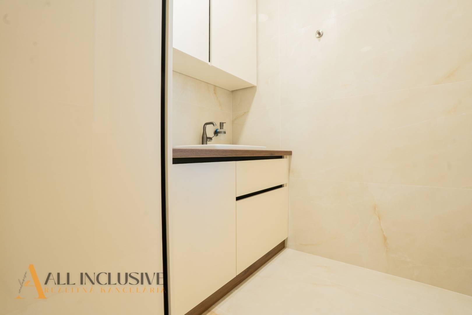 External property image