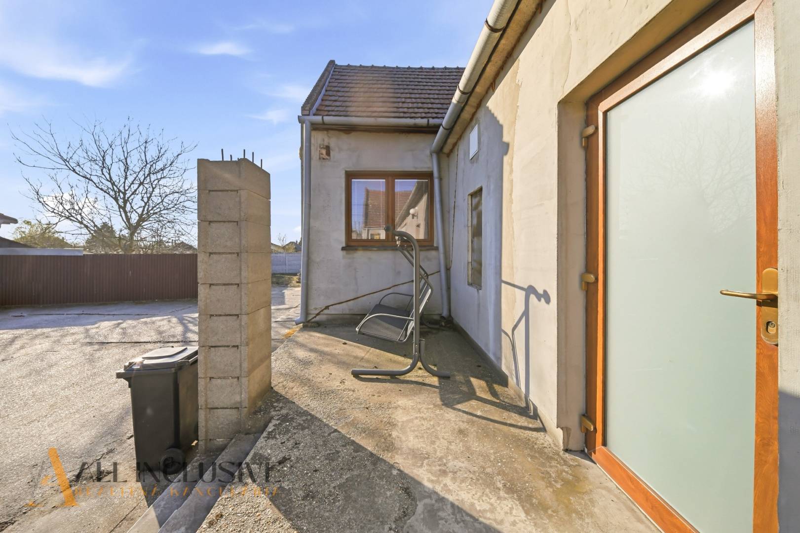 External property image