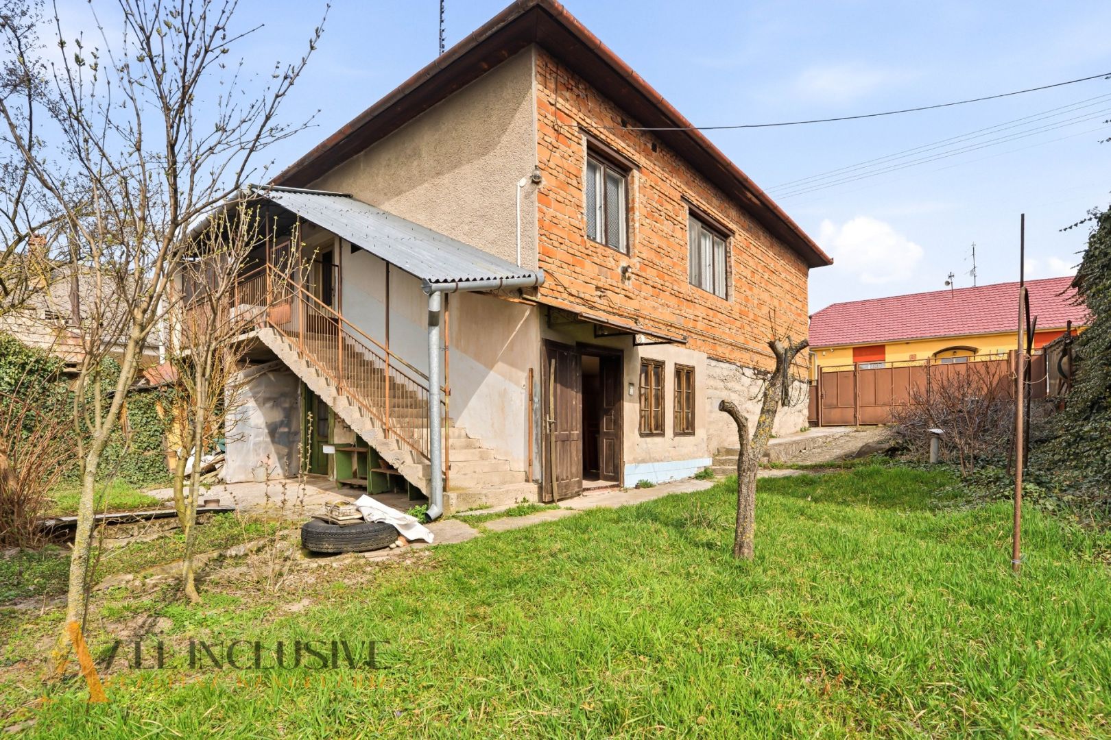 External property image