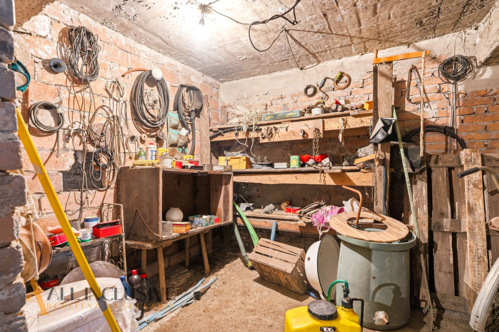 External property image