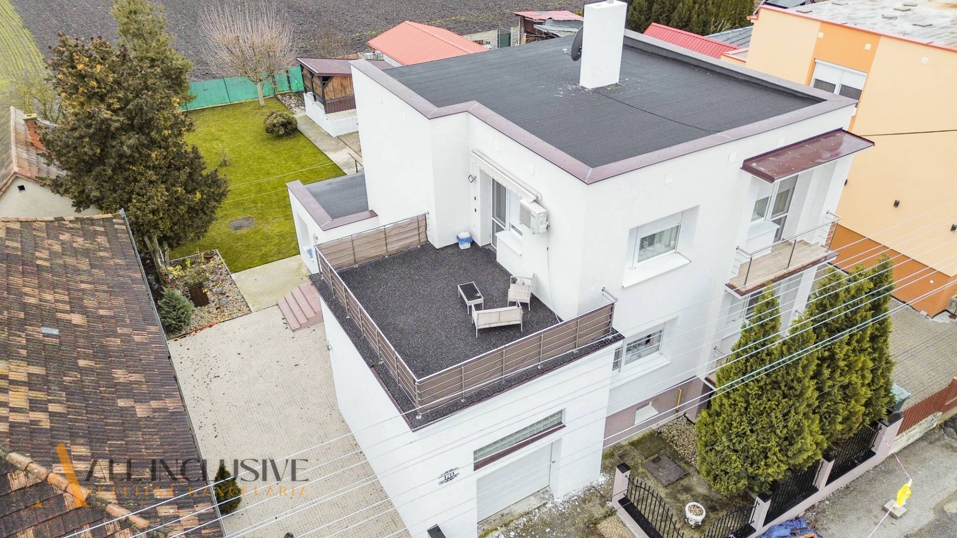 External property image