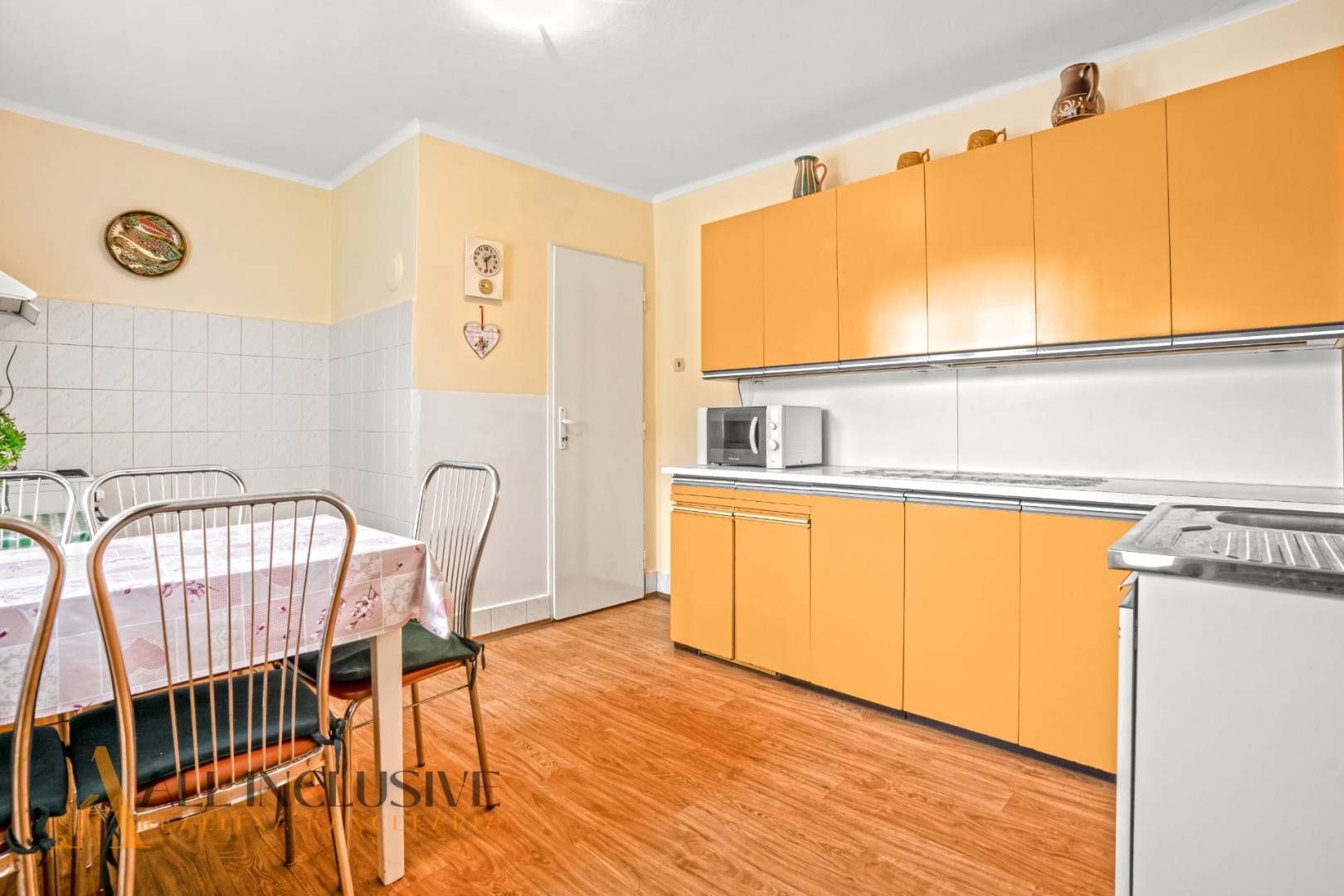 External property image
