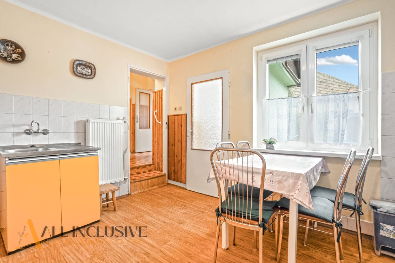 External property image