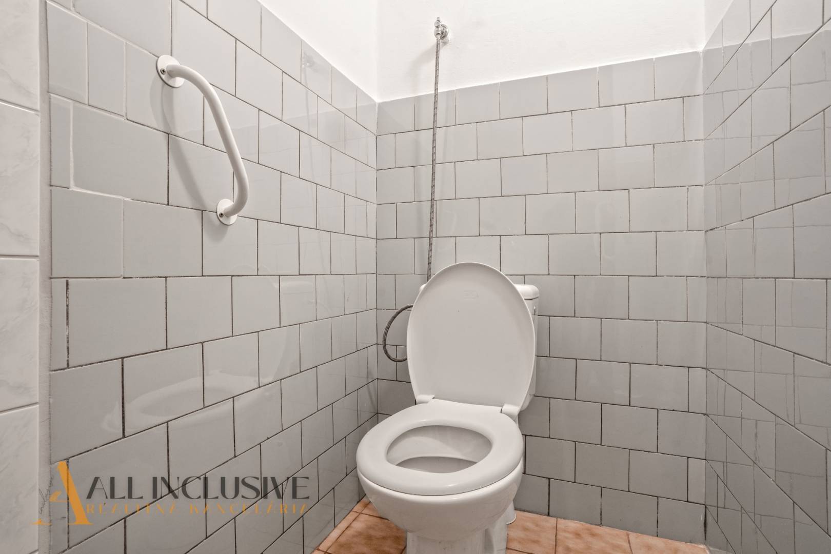 External property image