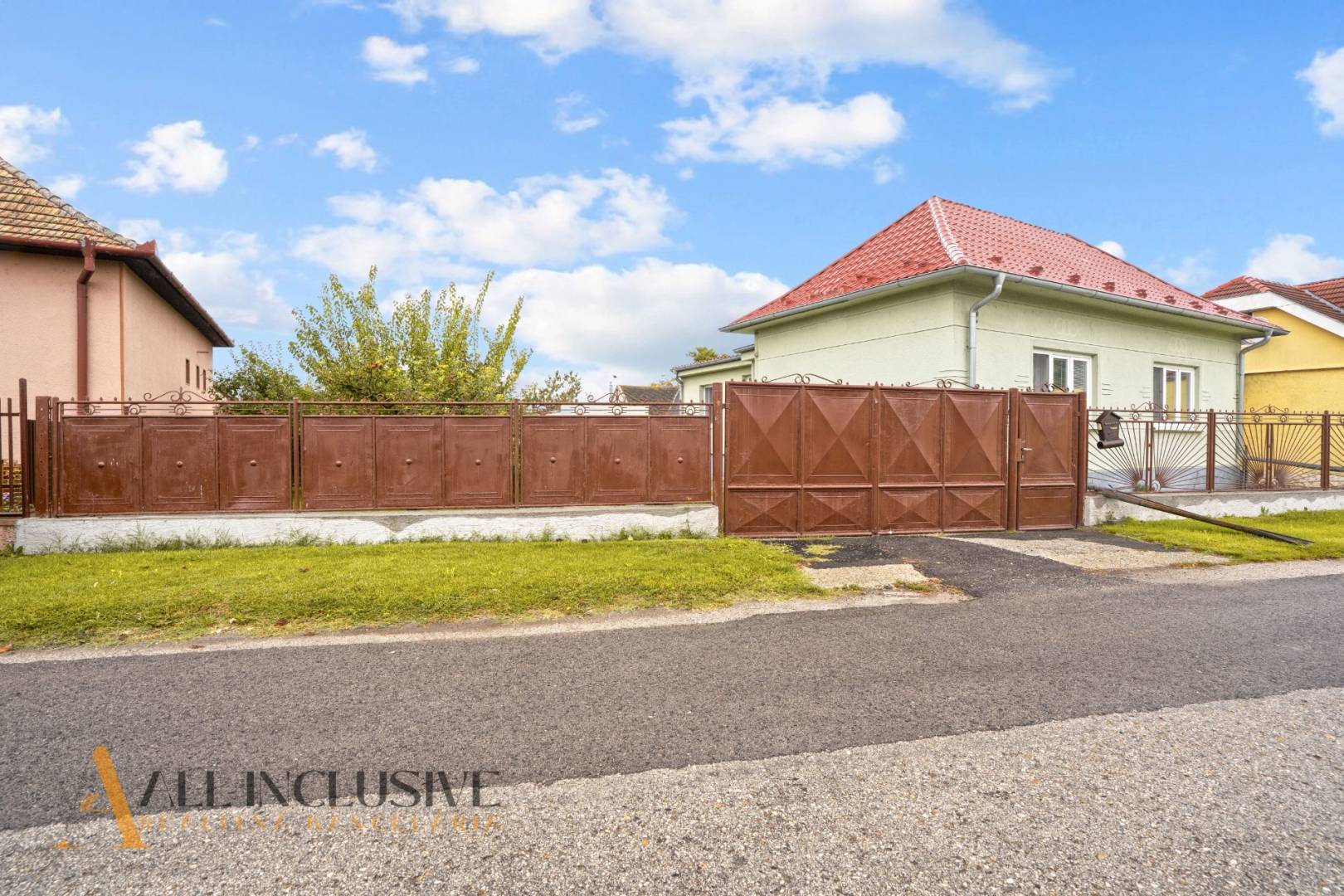 External property image