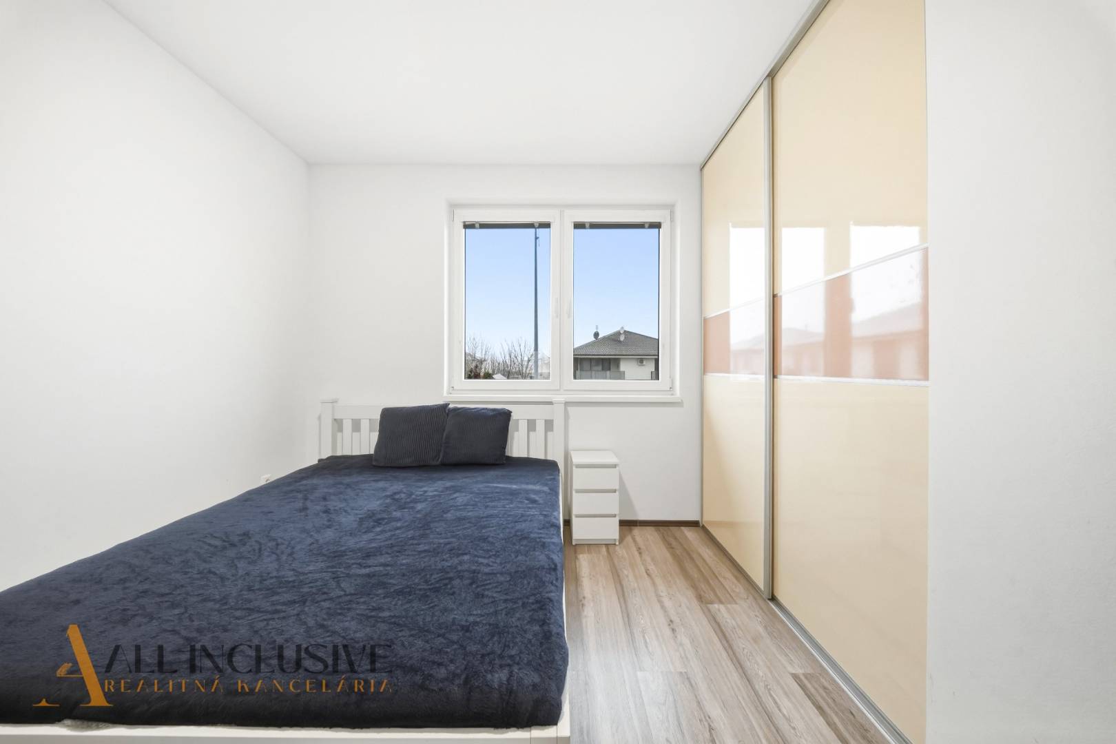 External property image