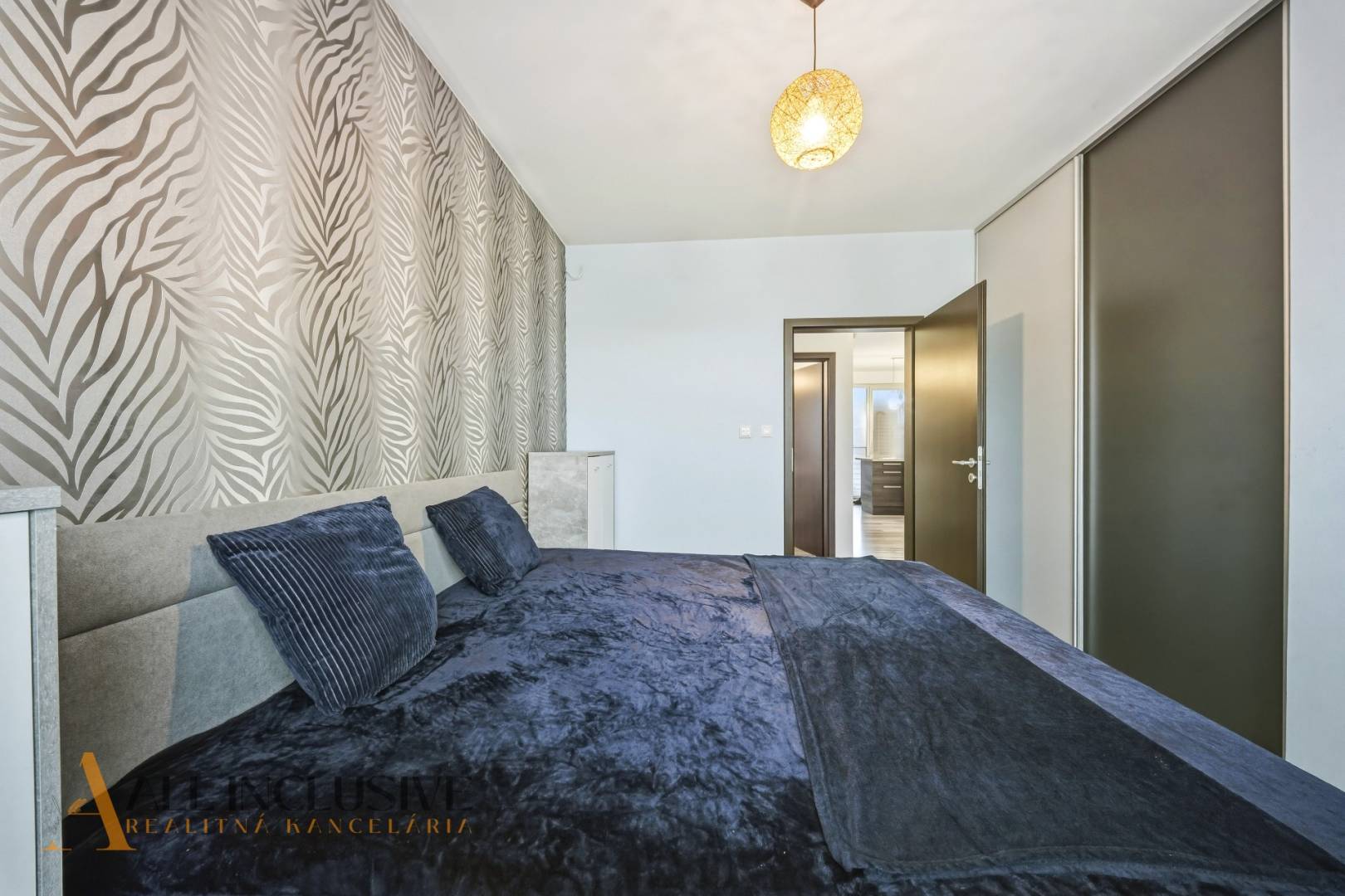 External property image